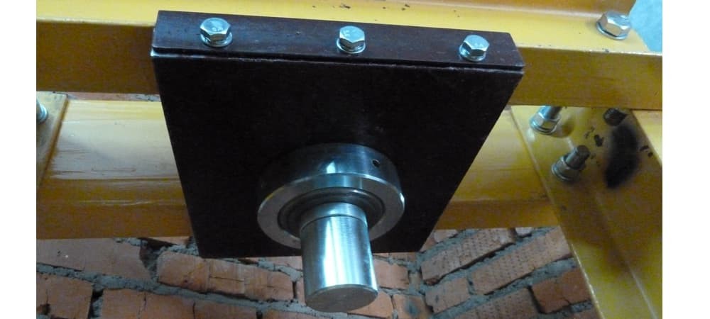 Монтаж гидроцилиндра на пресс